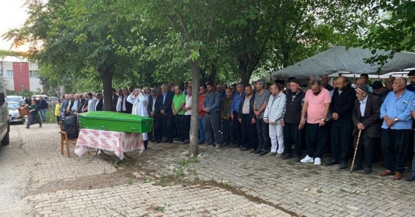 Böcek ısırılan 5 yaşındaki Gökçe hayatını kaybetti – Son Dakika Türkiye Haberleri
