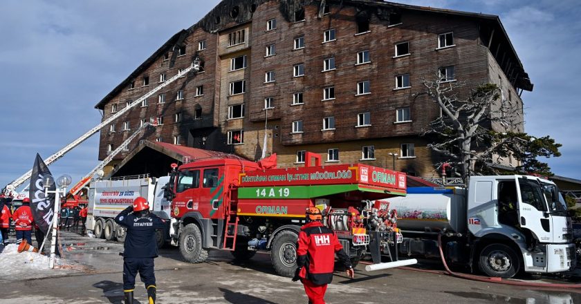Suçlama Grand Kartal Hotel Fire’da tamamlandı: 32 kişi hapis cezasına çarptırıldı.