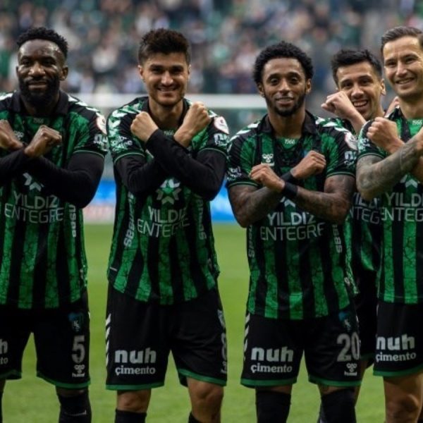 Şampiyon Kocaelisor’dan TFF 1. lig farklı vedalar için veda! – Son Dakika Spor Haberleri