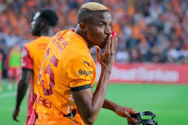 Galatasaray Victor Osimhen’i alıyor! Banka garanti mektubu verildi! Transferin transferi sadece bir zaman meselesidir …
