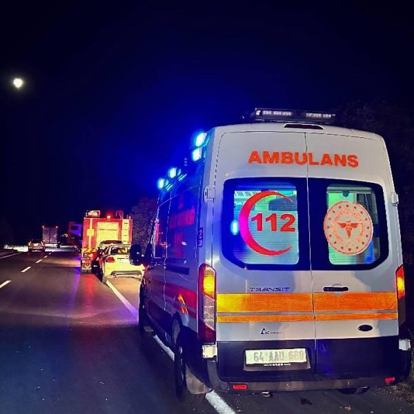 Uşak’taki ters arabada 1 kişi öldü, 2 kişi yaralandı