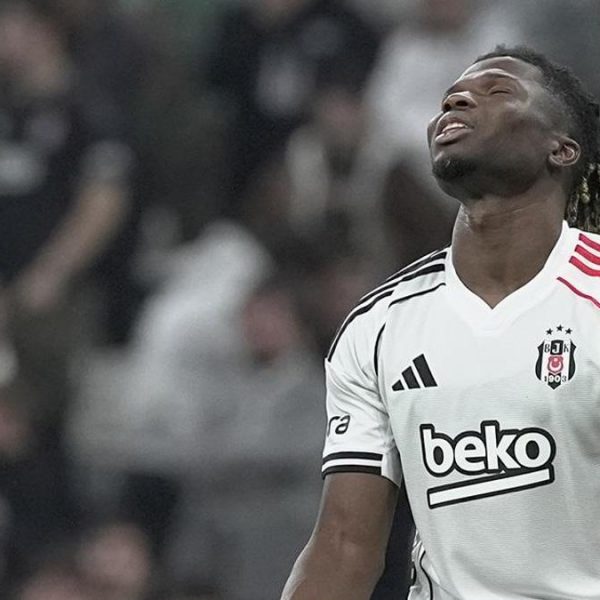 Son dakika spor haberleri | Beşiktaş’ta El Bilal Toure sakatlandı