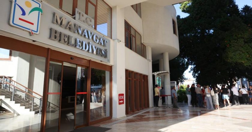 Manavgat Belediyesi’ne dair rüşvet davasında duruşmalar başladı