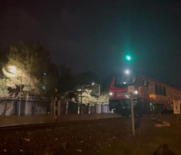 Afyonkarahisar’da lokomotifin çarptığı genç hayatını kaybetti