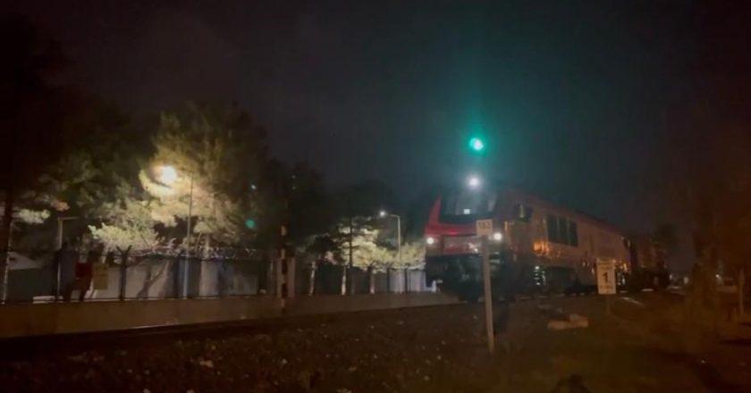 Afyonkarahisar’da lokomotifin çarptığı genç hayatını kaybetti